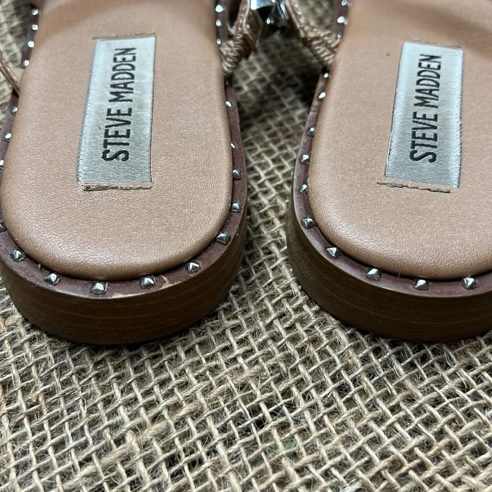 Steve Madden Nude Tan Studded Strappy Flat Sandals - Picture 3 of 7